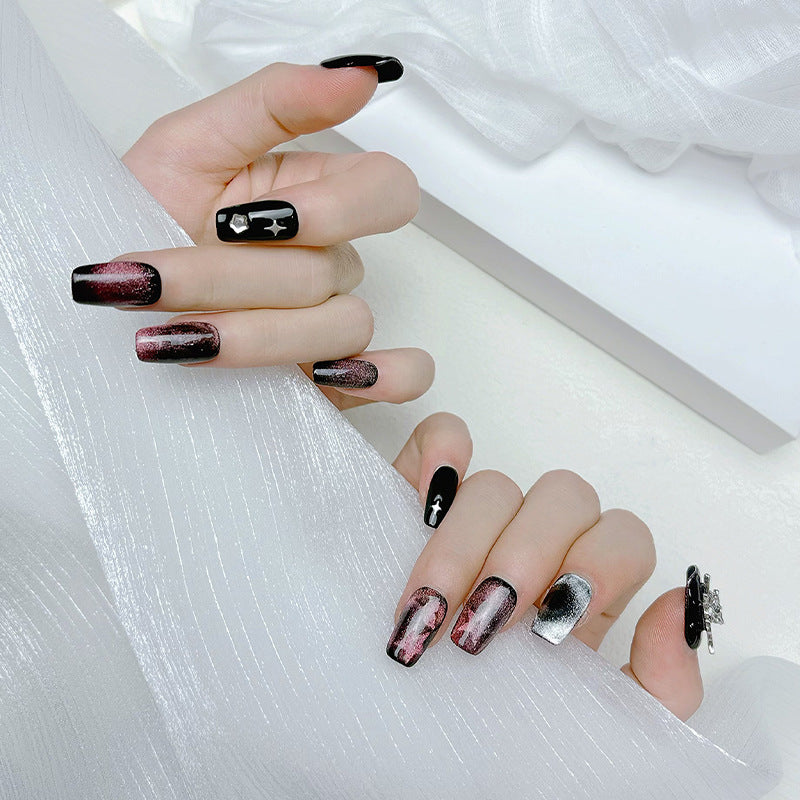 Dekoratives Press-On Nagelset Brehn