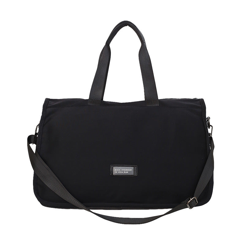 Sportliche Reisetasche mit Ergonomischen Tragegriffen und Vielseitigen Fächern Brehn