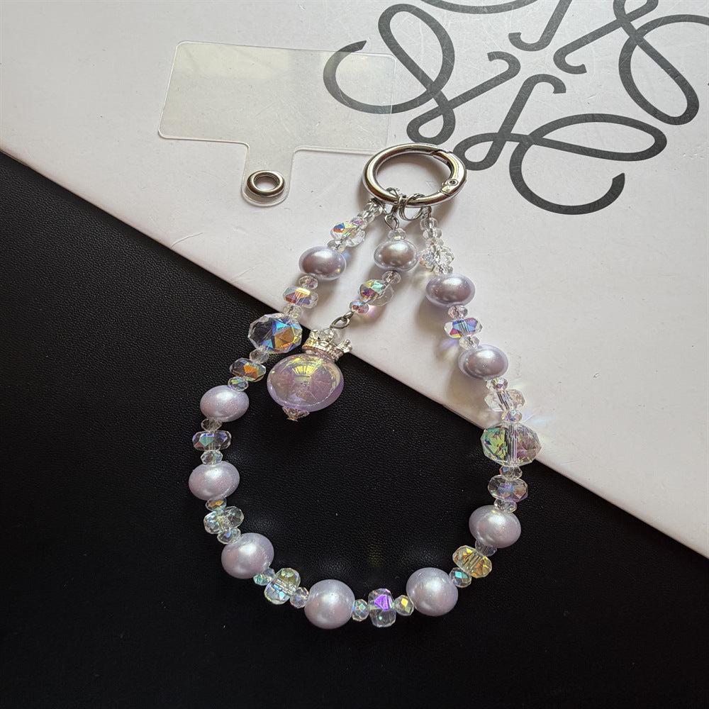 Elegante Perlen-Schlüsselanhänger mit Charm Brehn