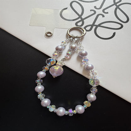 Elegante Perlen-Schlüsselanhänger mit Charm Brehn
