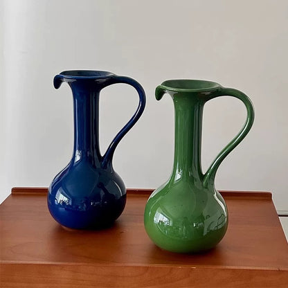 Künstlerische Keramikkanne Vase