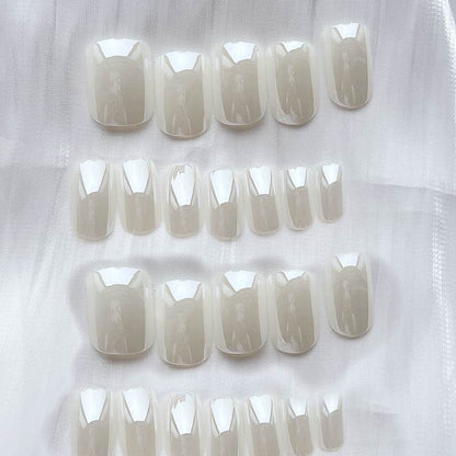 Premium Glänzendes Press-On Nageldesign Set Brehn