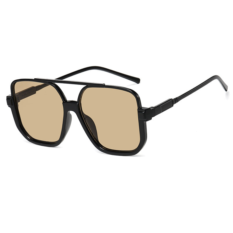 Damen quadratische Sonnenbrille mit transparentem Rahmen und grün getönten Gläsern Brehn