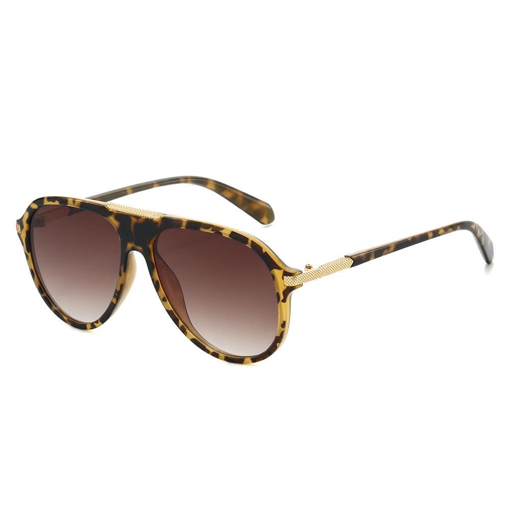 Oversized Aviator Sonnenbrille mit metallischen Akzenten Brehn