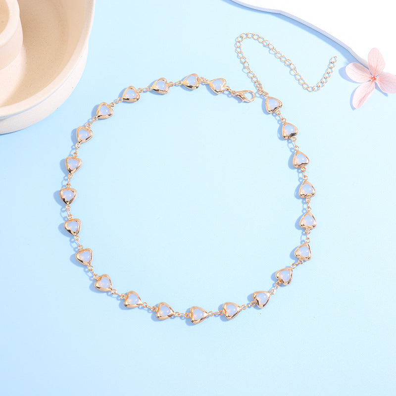 Herzförmige Edelstein Choker Halskette Brehn