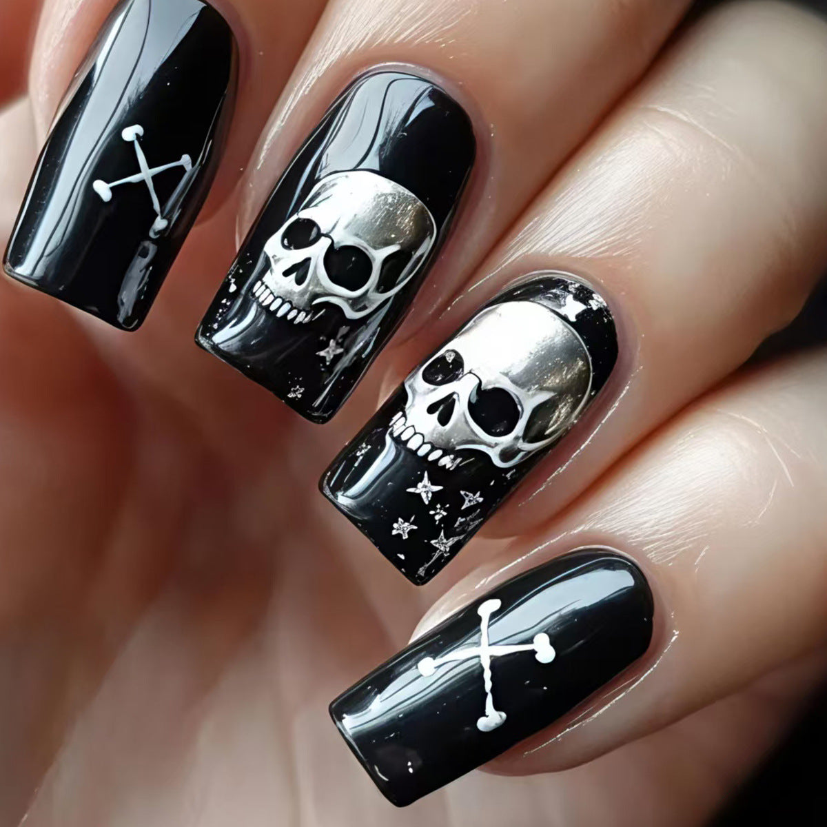 Kreative Kunstnägel Im Totenkopf-Design Brehn