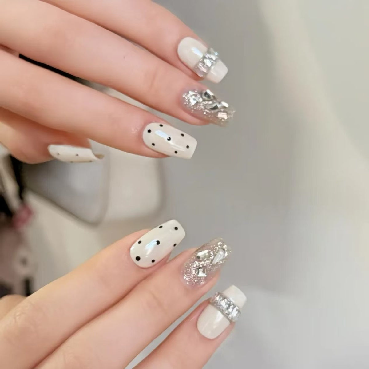 Glamouröse Nagelkunst