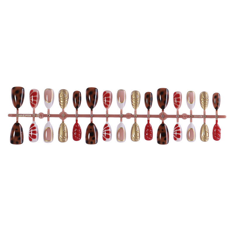 Dekoratives Press-On Nagelkunst Set mit einzigartigen saisonalen Designs Brehn