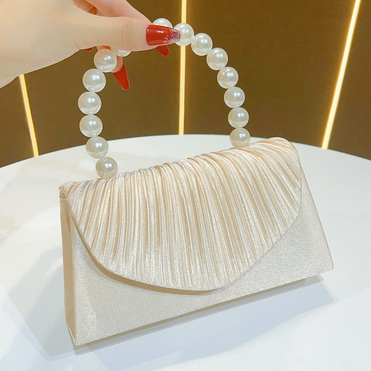 Elegante Falt-Clutch für den Abend