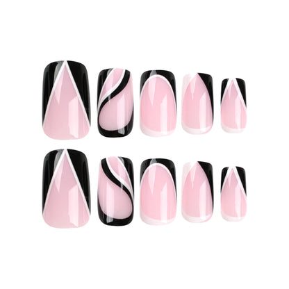 Kunstvolle Nagelverlängerungen mit modernem Design Brehn
