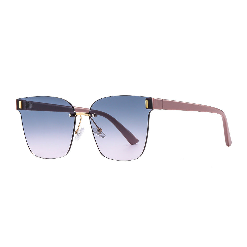 Damen Sonnenbrille im modernen Design mit breitem Rahmen Brehn