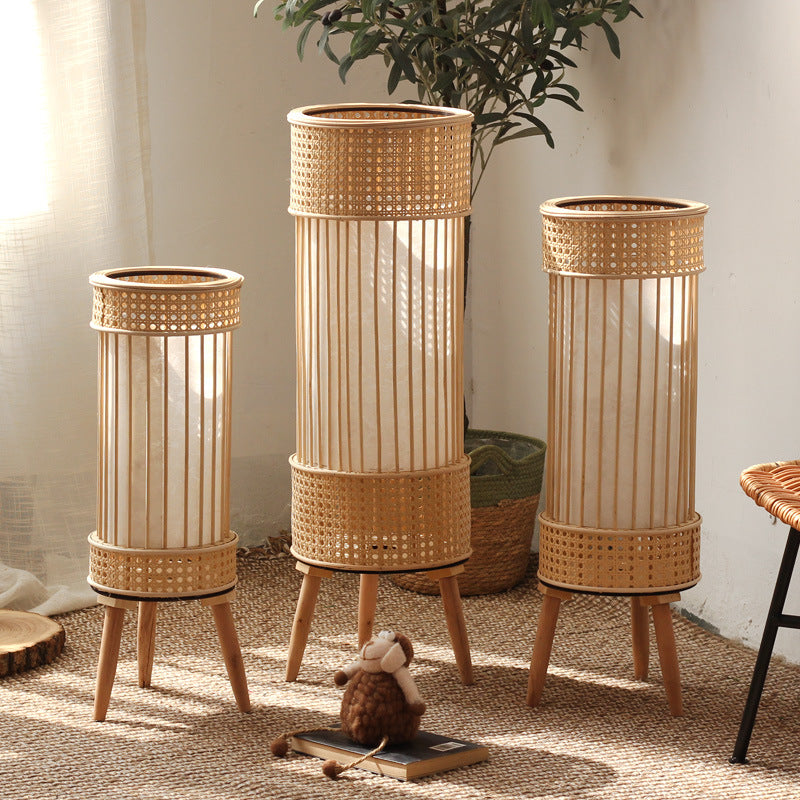 Stilvolle Stehlampe im modernen Design Brehn