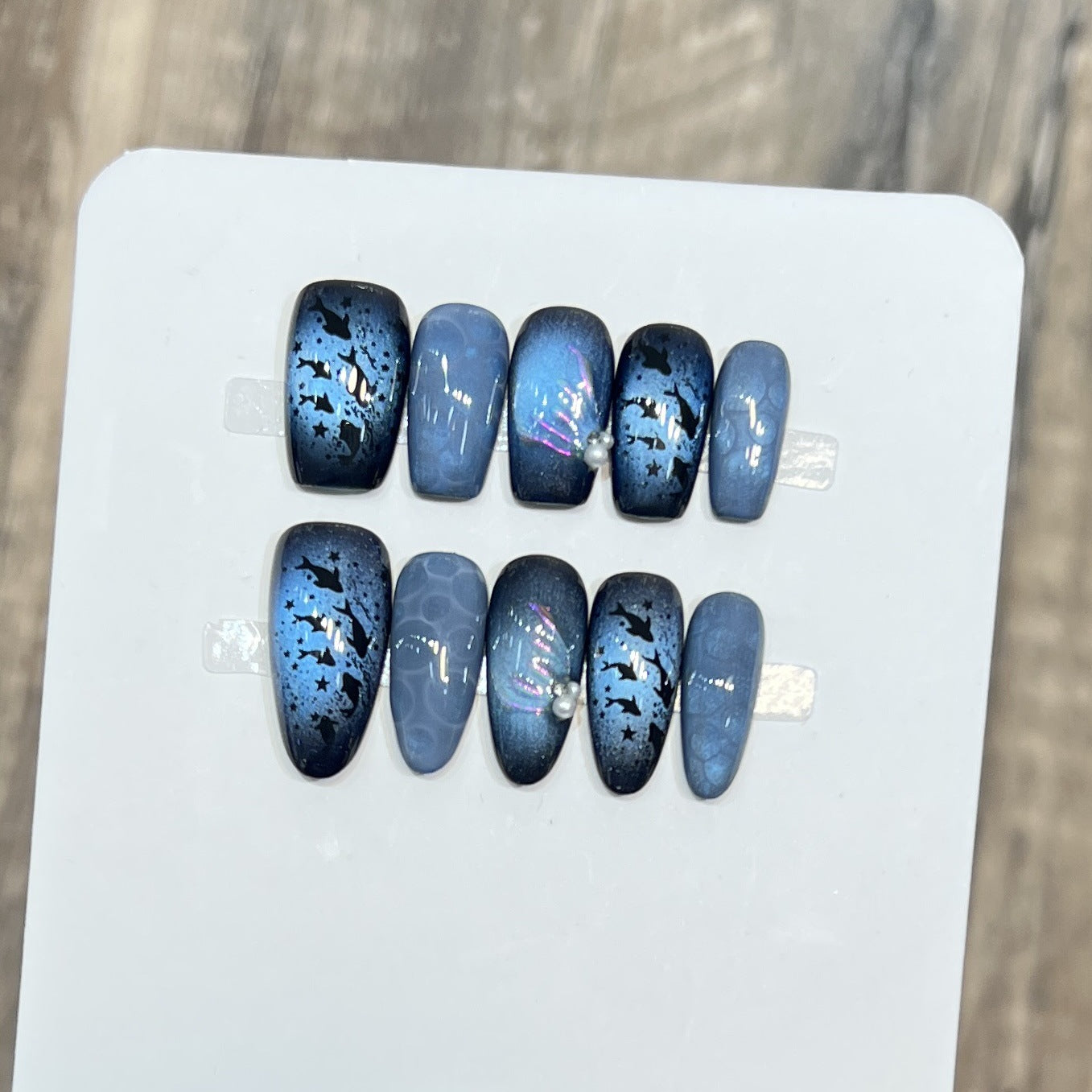Künstlerisches Press-On-Nagelset mit Sternenabend-Design Brehn