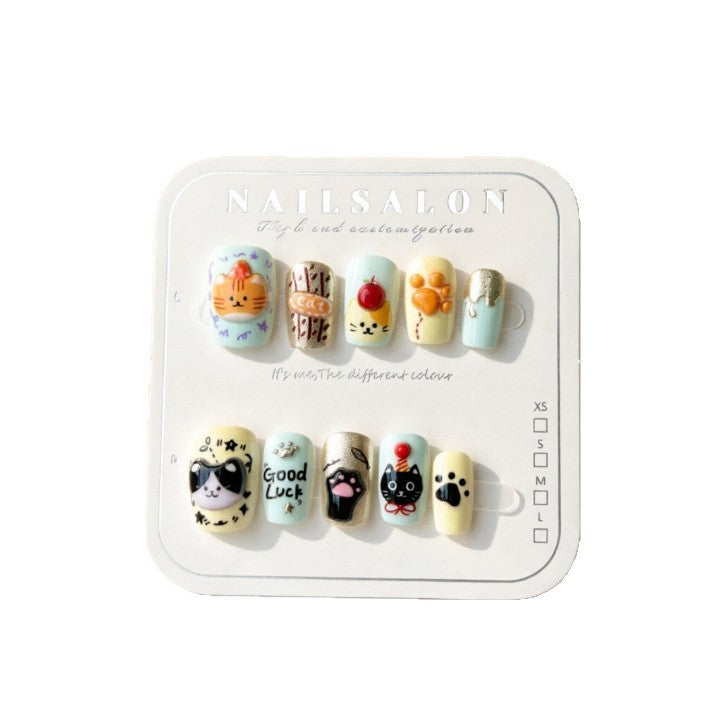 Künstlerische Nagelkunst Brehn