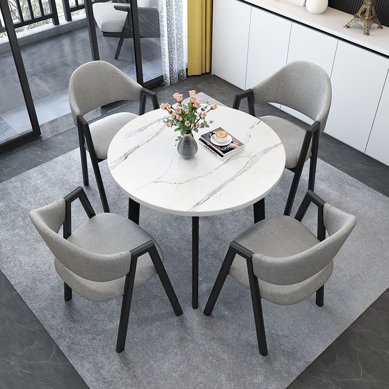 Esszimmerstuhl mit ergonomischer Polsterung und modernem Design Brehn