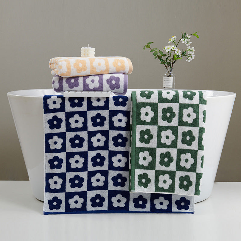 Damen Luxuriöses Frottee-Badehandtuch mit Blumenmuster Brehn