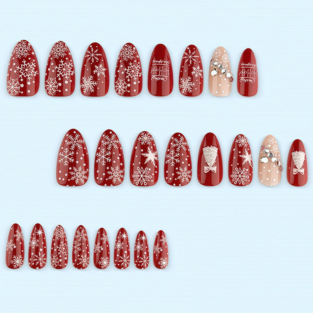 Kunstnägel im festlichen Weihnachtsdesign Brehn