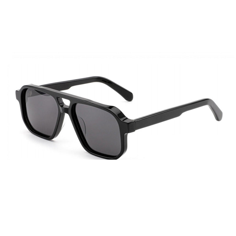 Damen Sonnenbrille im modernen, geometrischen Design mit robustem Rahmen und UV-Schutz Brehn