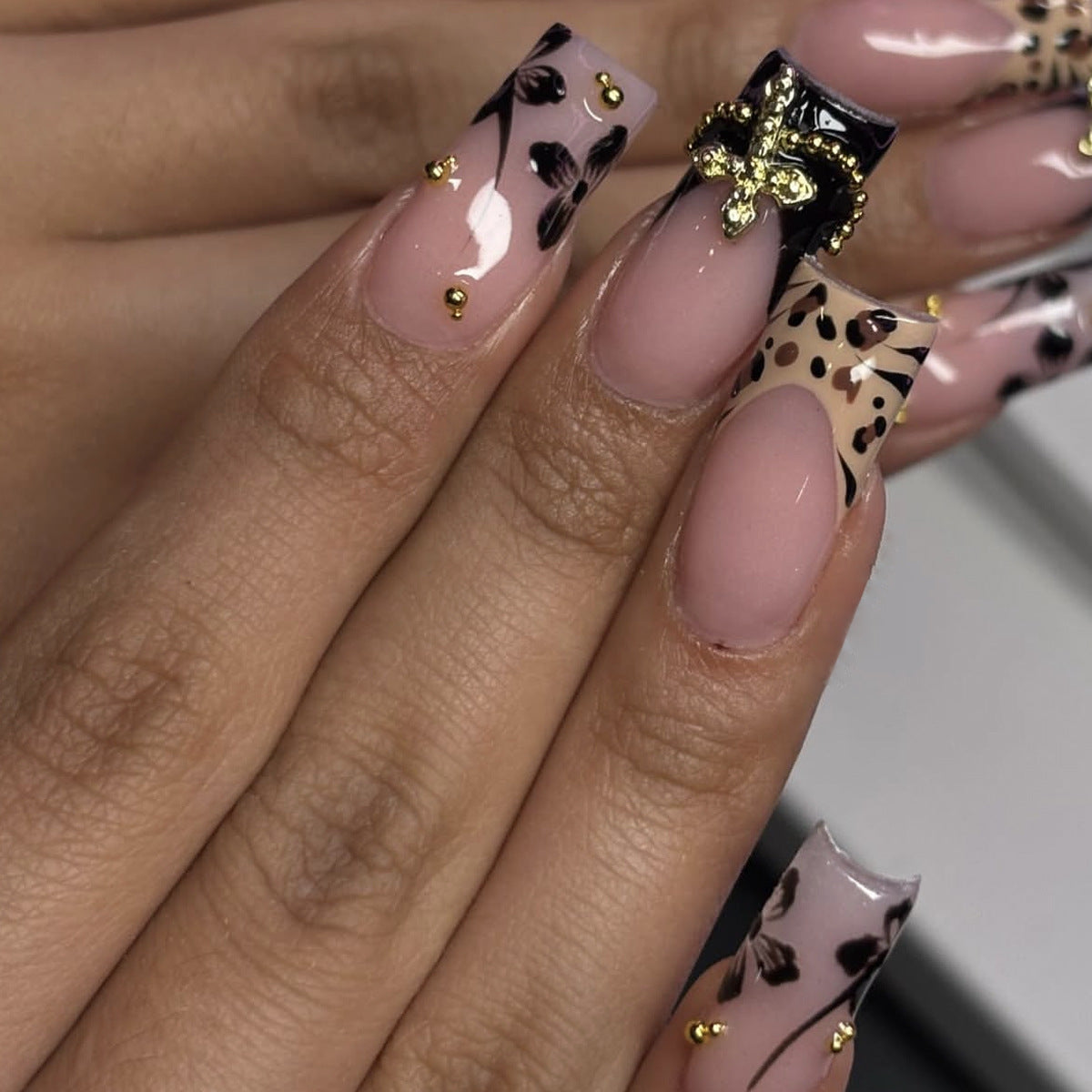 Künstlerische Druck-Nagelerweiterungen Brehn