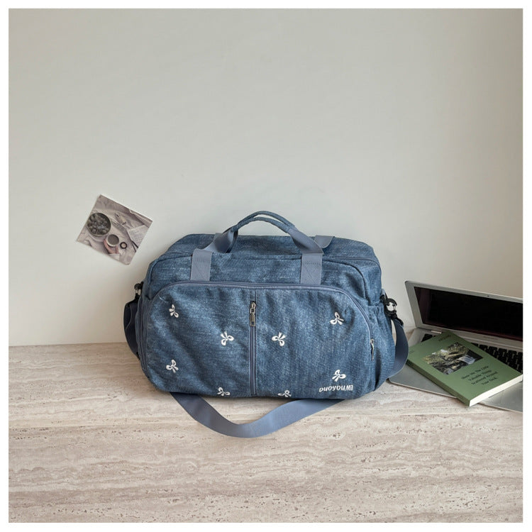 Damen geräumige Sport- und Reisetasche mit eleganten Details Brehn