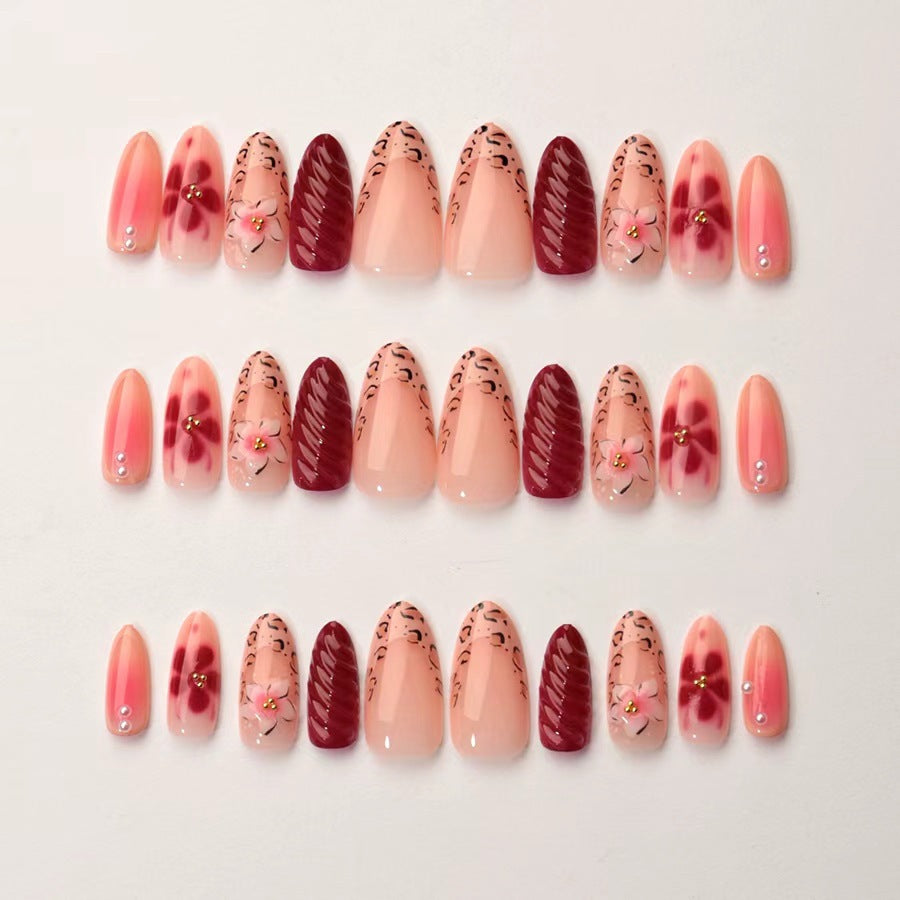Floral Artistry Press-On Nail Set Brehn