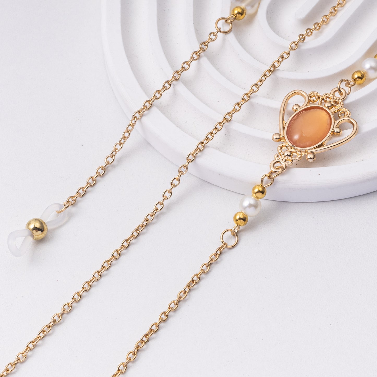 Elegante Tropfenohrringe mit Perlenakzenten Brehn