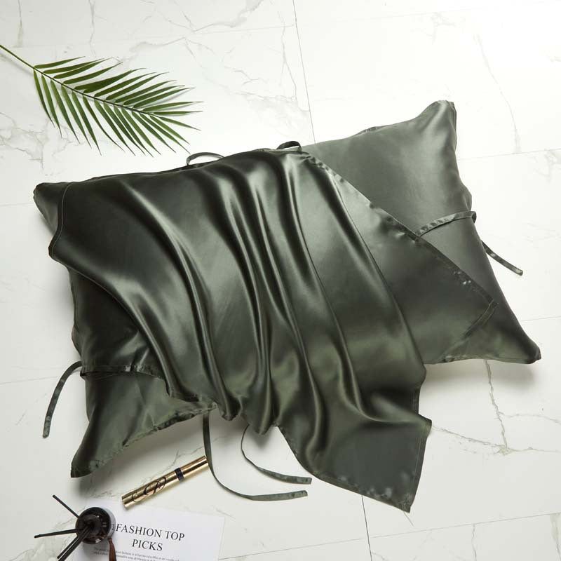 Damen seidiger Kissenbezug mit elegantem Design Brehn