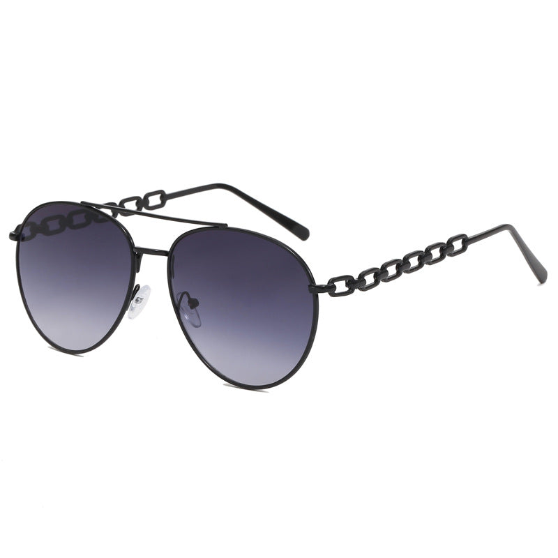 Damen Oversized Sonnenbrille mit modischem Kettenrahmen Brehn