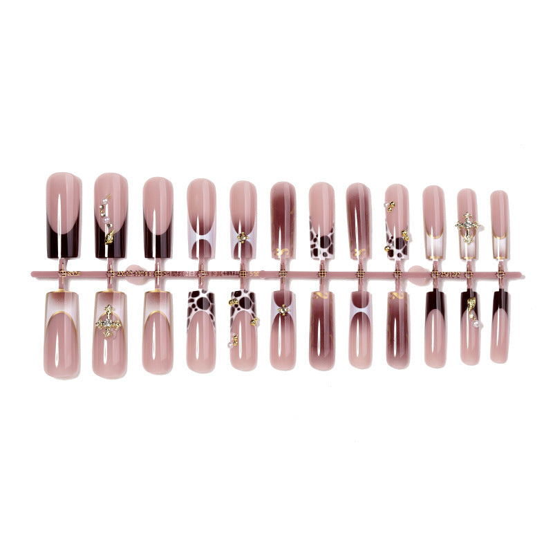 Elegantes dekoratives Press-On-Nagelset Brehn