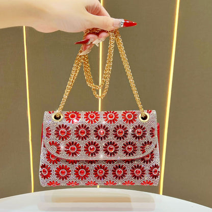 Dekorative blumenverzierte Abendhandtasche