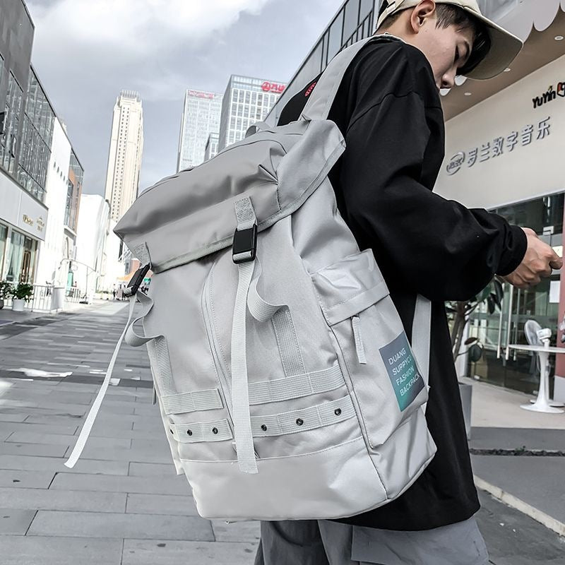 Vielseitiger Outdoor-Reiserucksack Brehn