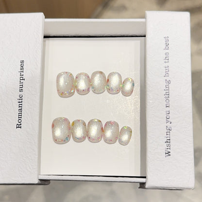 Kunstnagelset mit Romantischem Glitzereffekt Brehn
