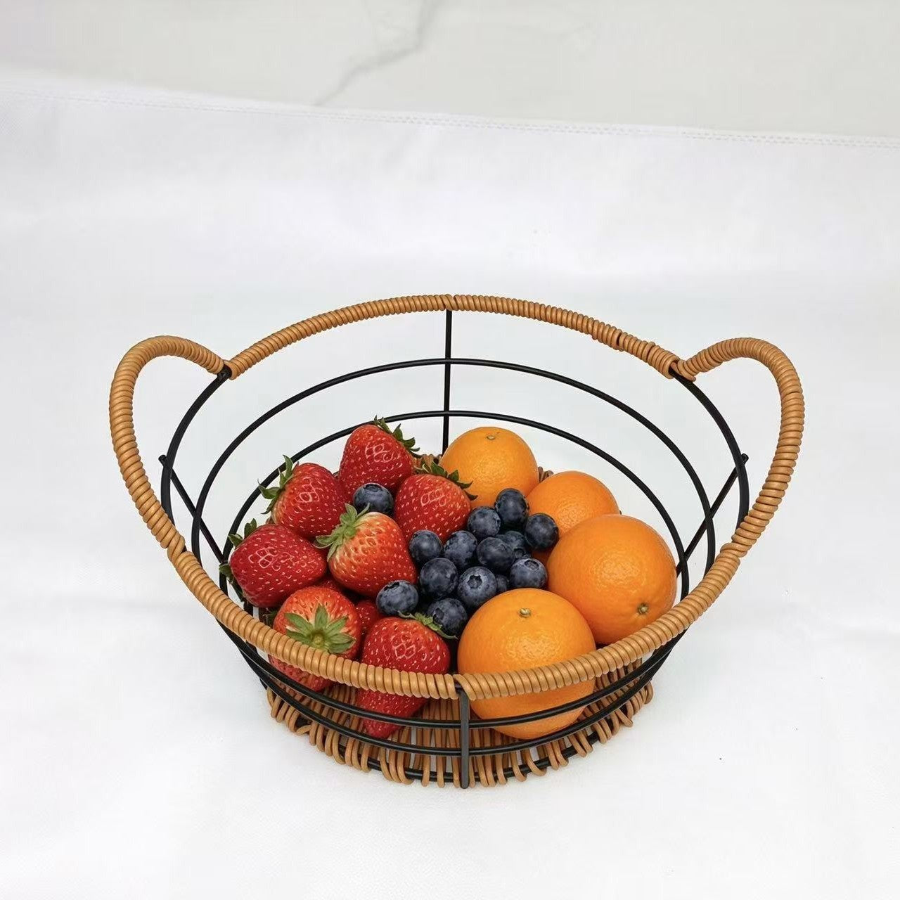 Dekorativer Obstkorb Brehn