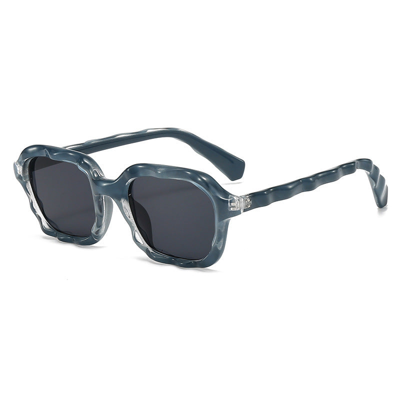 Damen stylische Sonnenbrille mit markantem Design Brehn