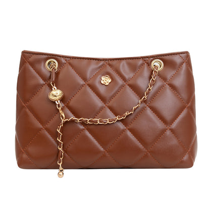 Gepolsterte Handtasche mit Kettengriffen