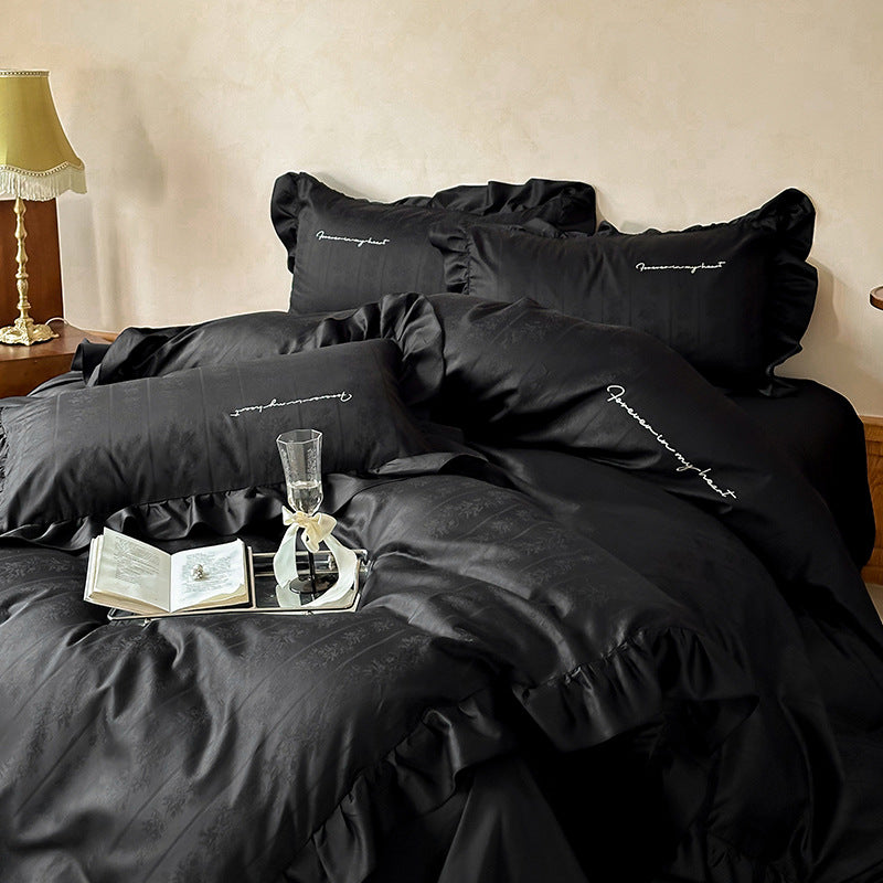 Luxuriöses Satin-Bettwäsche-Set mit Rüschen und Jacquard-Blumenmuster