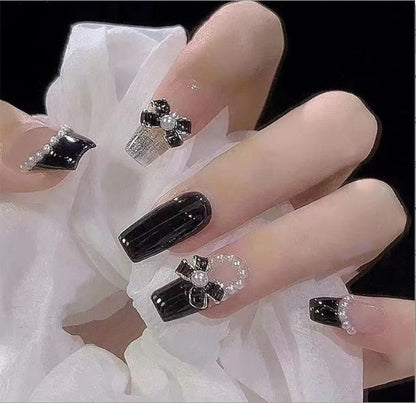 Kunstvolle Nagelspitzen Design Brehn