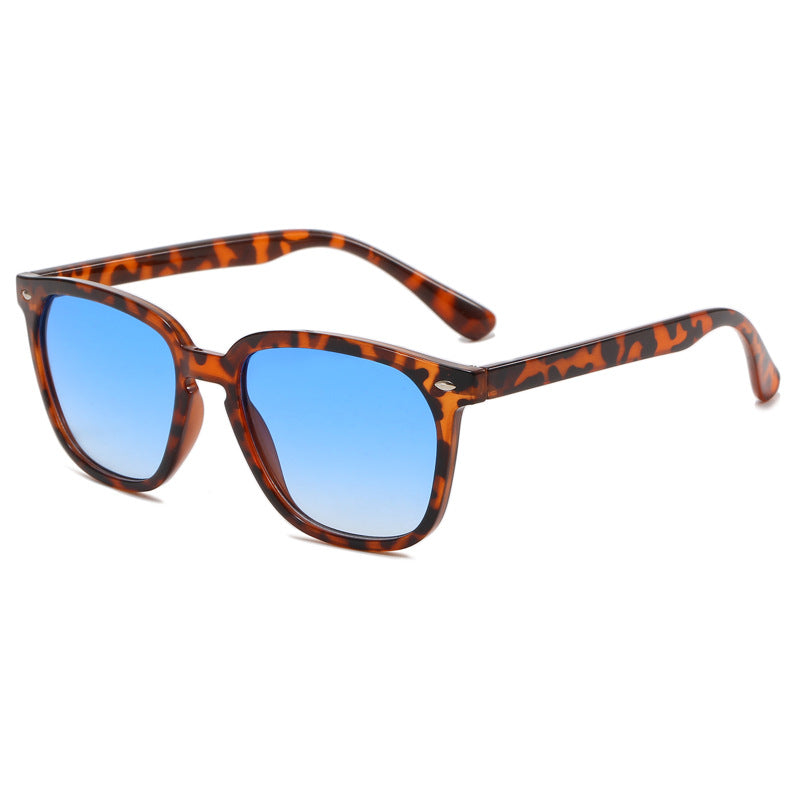 Damen zeitgenössische Sonnenbrille mit elegantem Schilddesign Brehn