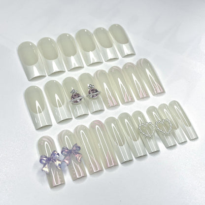 Glamouröse 3D dekorierte Nagelverlängerungen Brehn