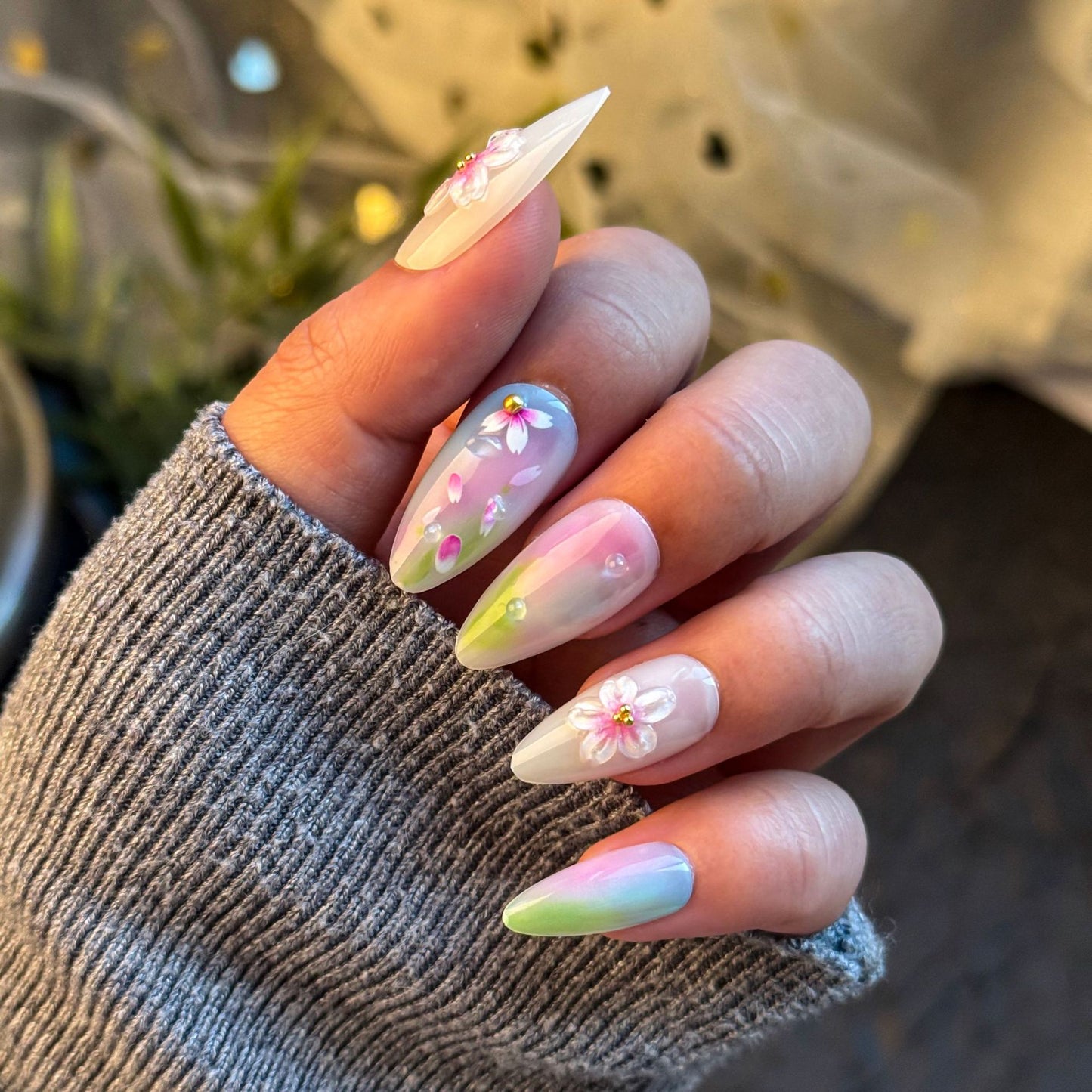 Floral-Accent Press-On Nail Kollektion Brehn
