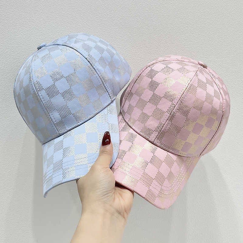 Stylische karierte Baseballmütze für Damen Brehn