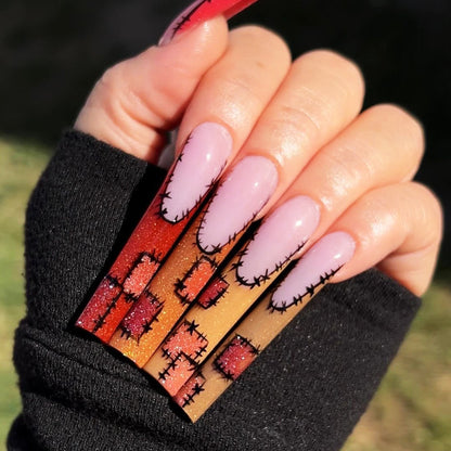Kunstvolle Nagelverlängerungen mit kreativen Zierstichen Brehn