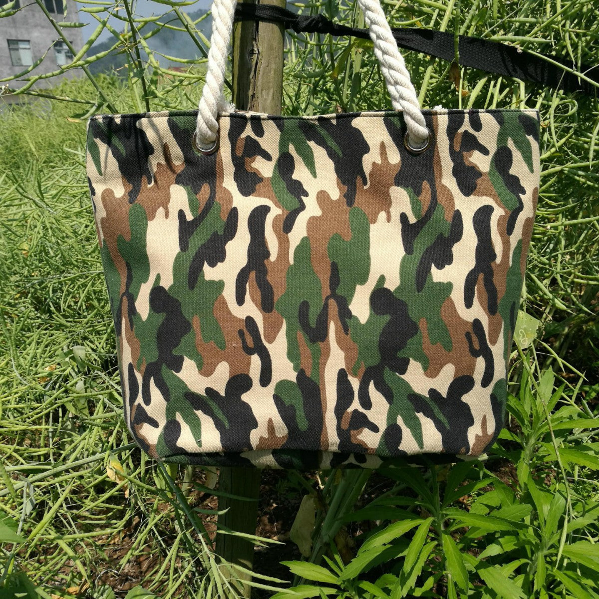 Camouflage Taschen Aus Robustem Baumwollstoff Brehn
