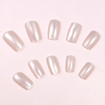 Verschönernde Press-On-Nagelset Brehn