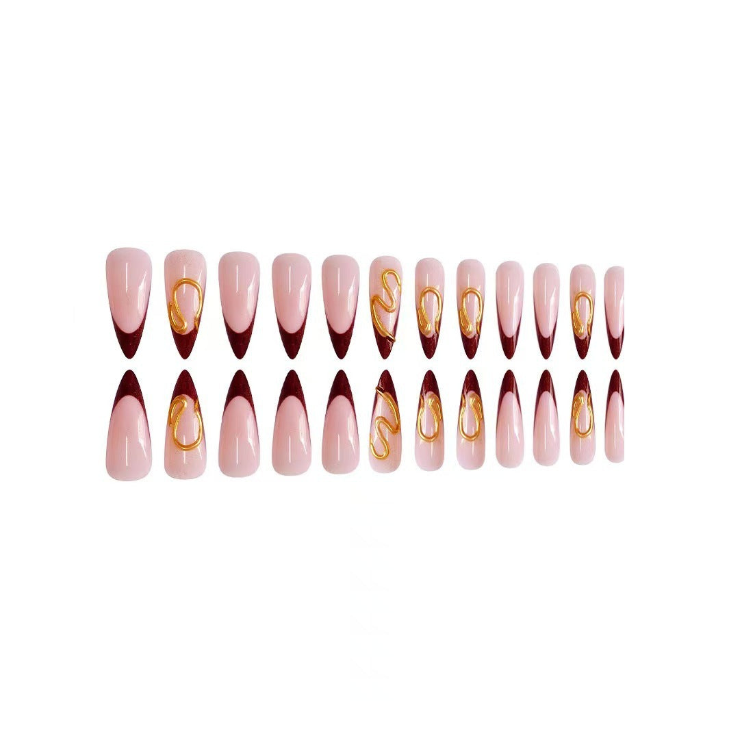 Künstlerische Stiletto-Nagelerweiterungen mit abstraktem Design Brehn
