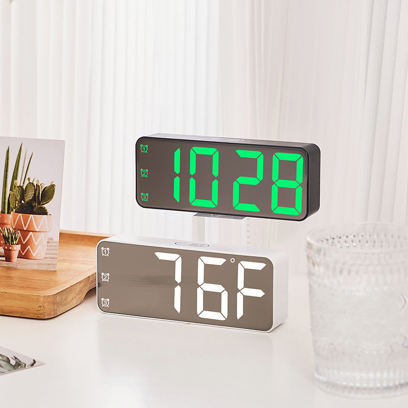 Digitaler Wecker mit großem Display Brehn