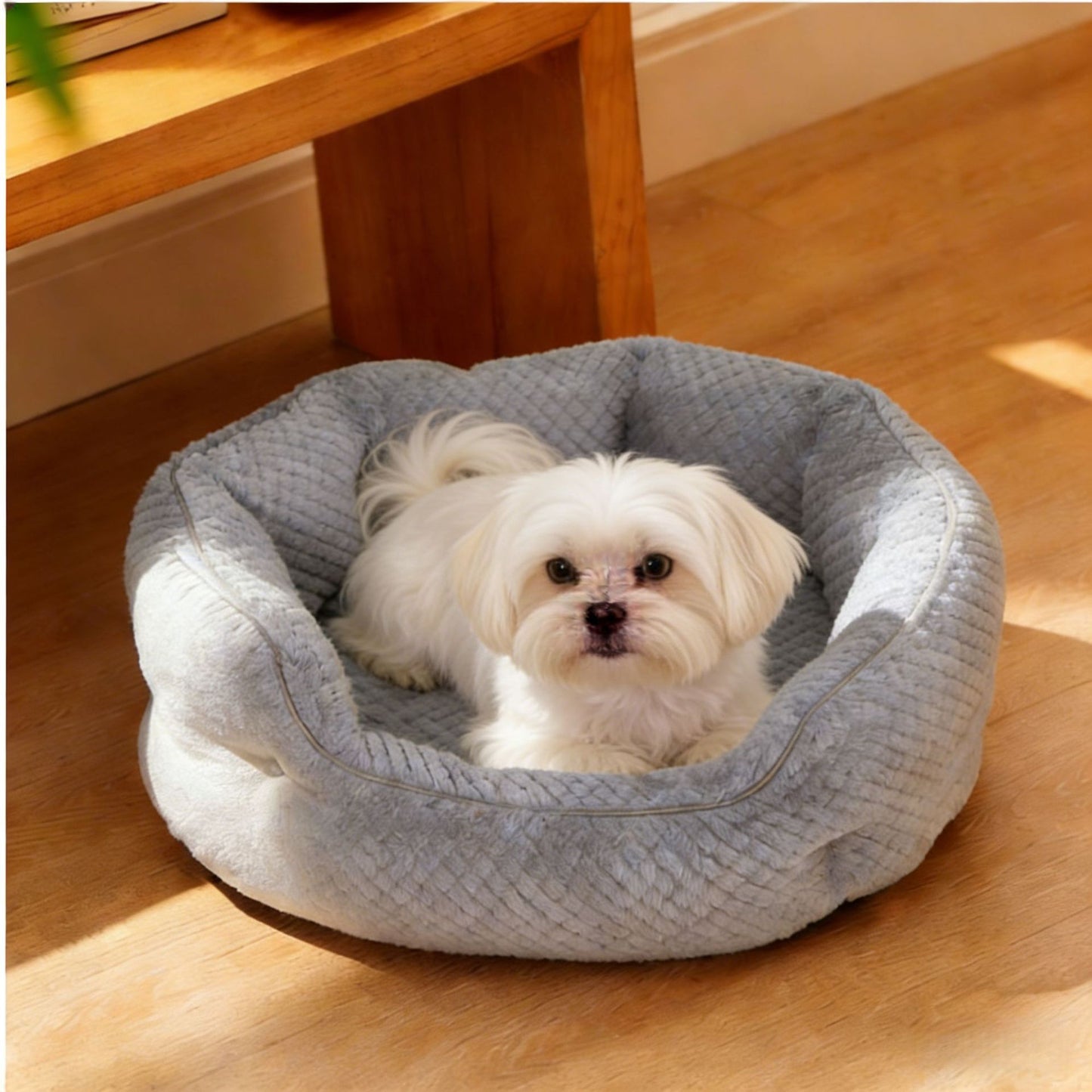 Luxuriöses gestepptes Hundebett