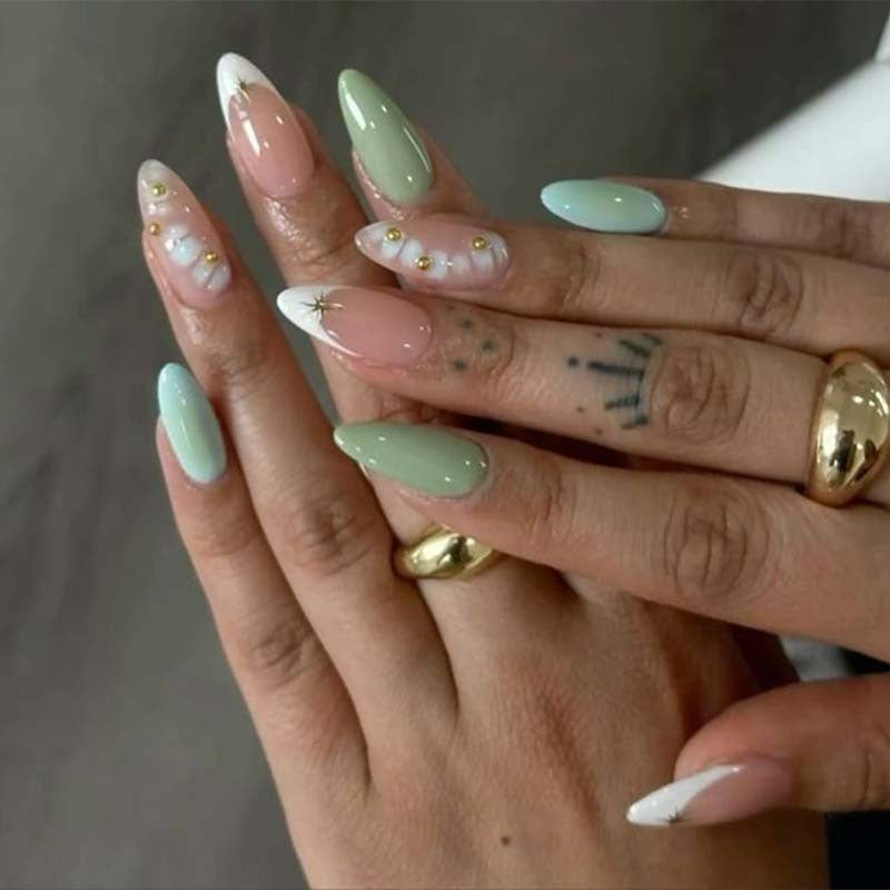 Dekorative Nagelkunst