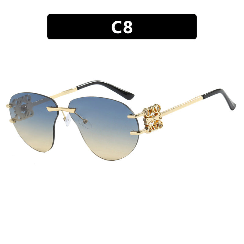 Damen modische Sonnenbrille im eleganten Aviator-Stil mit Kunststeindetails Brehn