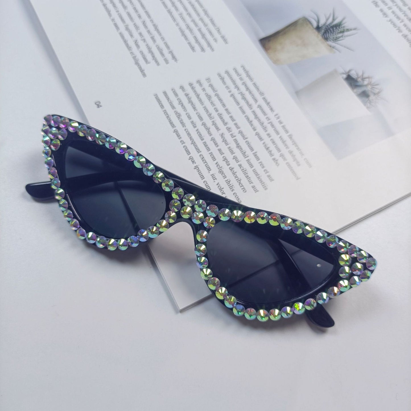 Damen Cat-Eye Sonnenbrille mit funkelndem Kristallbesatz Brehn
